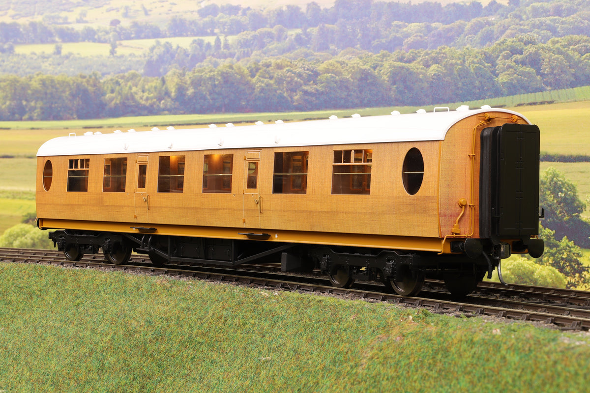 Darstaed D24-1-04U Finescale O Gauge LNER Thompson Mainline FK (First Class Corridor) Coach, Teak &#39;Un-numbered&#39;