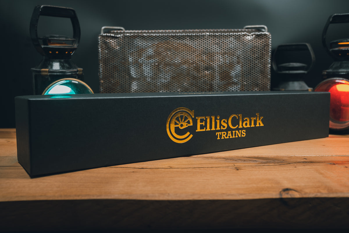 Ellis Clark Trains E5003 O Gauge Loco Box, Extra Large (600mm)