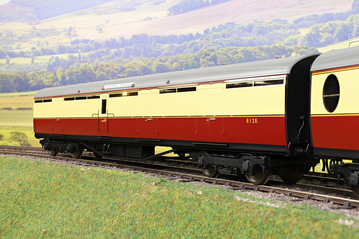 Darstaed D24-2-13A Finescale O Gauge BR (Ex-LNER) Thompson Mainline BG (Full Brake) Coach, Crimson &amp; Cream &#39;E12E&#39; (From &#39;The Elizabethan&#39;)