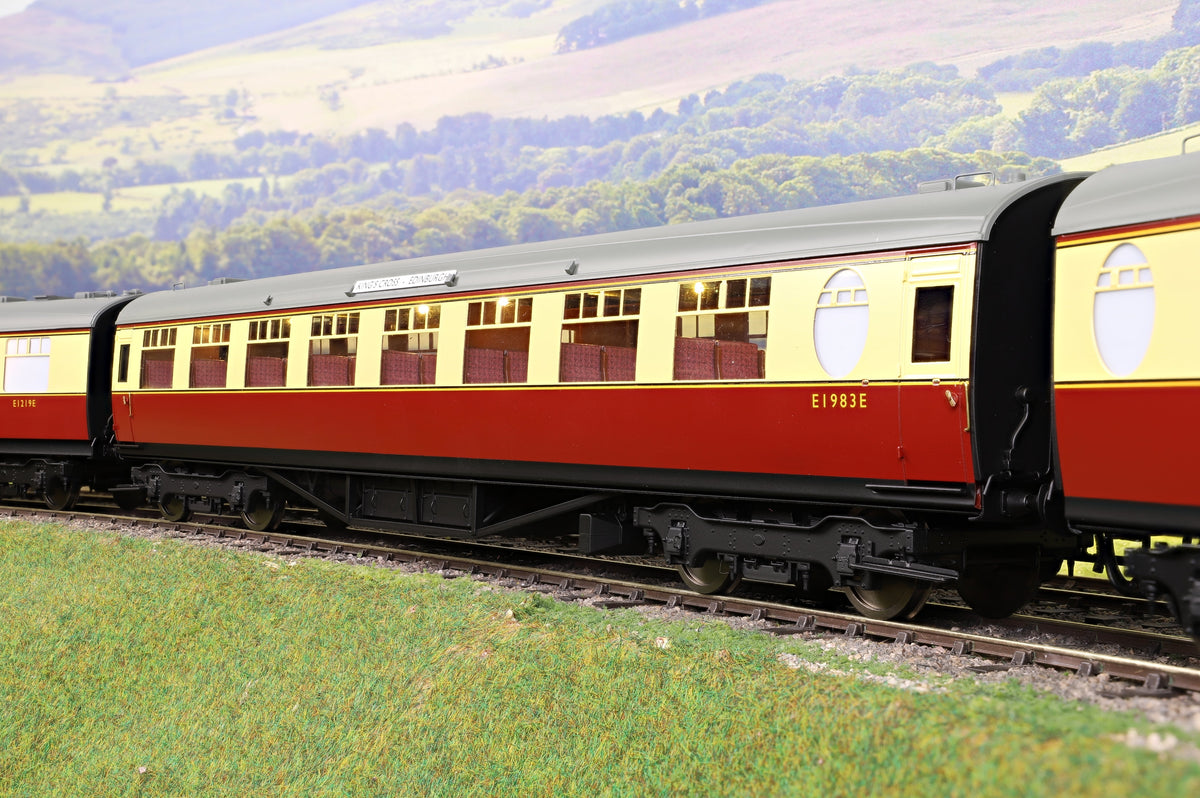 Darstaed D24-ELZ-1A Finescale O Gauge BR (Ex-LNER) Thompson &#39;The Elizabethan&#39; Set A, 5-Coach Set