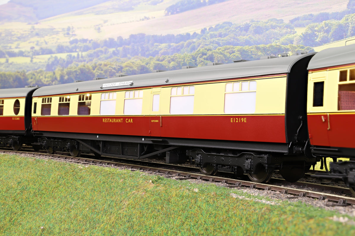 Darstaed D24-ELZ-1A Finescale O Gauge BR (Ex-LNER) Thompson &#39;The Elizabethan&#39; Set A, 5-Coach Set