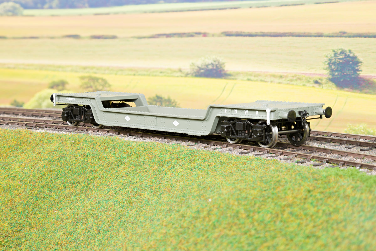 Darstaed D32-6 7mm Finescale O Gauge 45 Ton Bogie Well Wagon LNWR Livery