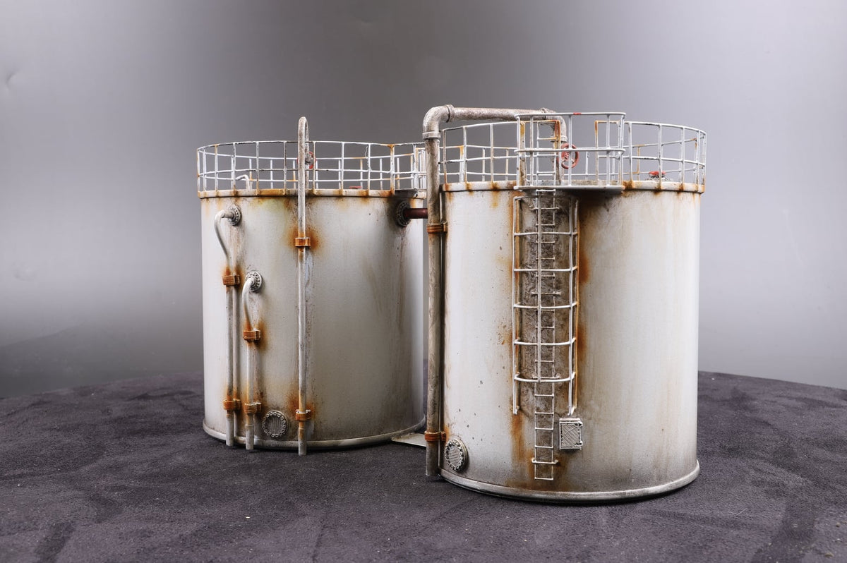 Made in Manchester Models O Gauge Fuel Storage Tank (Double Small) Weathered
