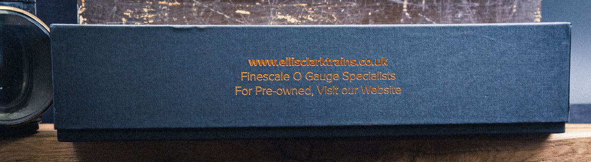 Ellis Clark Trains E5004 O Gauge &#39;Set Box&#39;