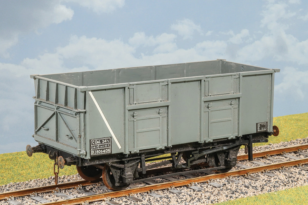 Parkside Dundas O Gauge PS25 British Railways 24 1/2 ton Mineral Wagon Kit w/Wheels