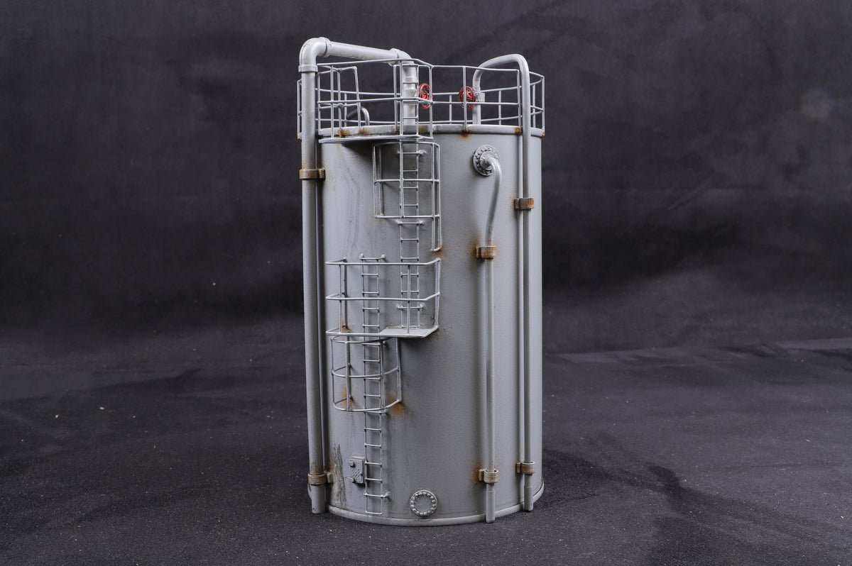 Made in Manchester Models O Gauge Single Tank Fuel Storage, Weathered TTS-OG-W