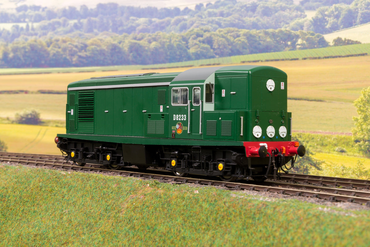 Little Loco Company O Gauge BTH15/CPS BR Green Class 15 &#39;D8233&#39;, Ltd Ed. &amp; DCC Sound