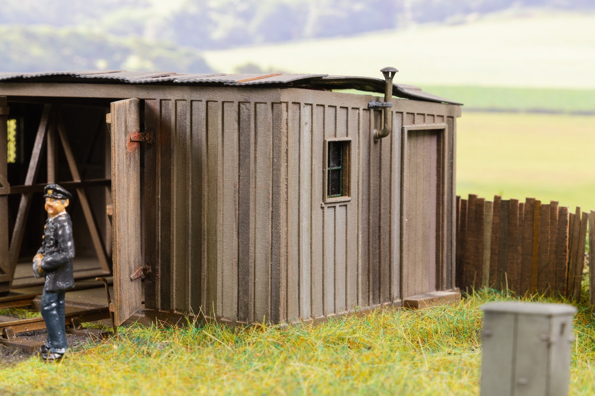 Ellis Clark Trains O Gauge E7000 Wickham Dual Lane Shed Kit Ellis Clark Trains O Gauge E7000 Wickham Dual Lane Shed Kit