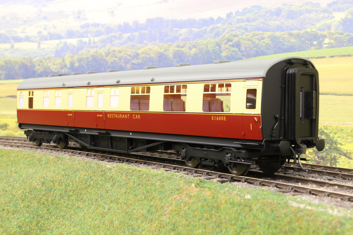 Darstaed D24-2-05RA Finescale O Gauge BR/LNER Thompson Mainline RF (Restaurant First with Kitchen) Coach, Crimson &amp; Cream &#39;E1600E&#39;