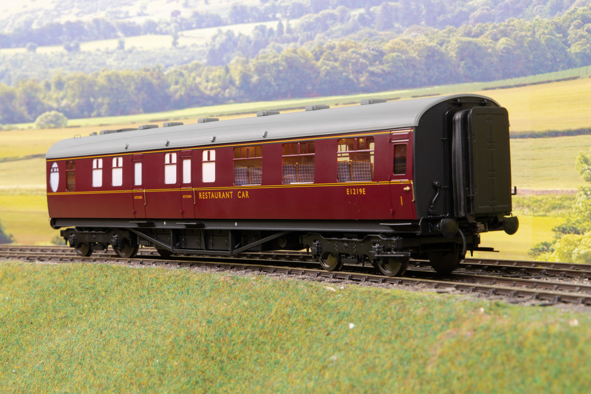Darstaed D24-3-05RA Finescale O Gauge LNER Thompson Mainline RF (Restaurant First with Kitchen) Coach, Lined Maroon &#39;E1219E&#39;