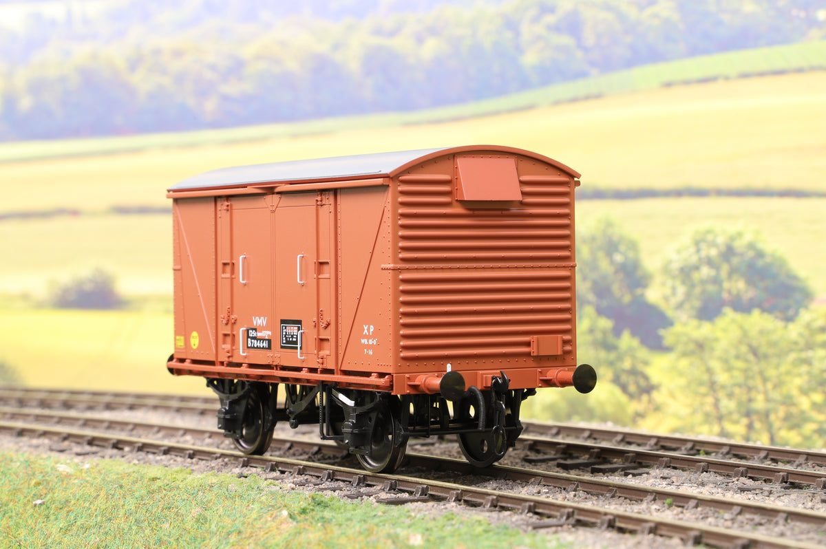 Dapol 7F-049-202 O Gauge VEA 12t Vanwide Freight Brown &#39;B784641&#39;