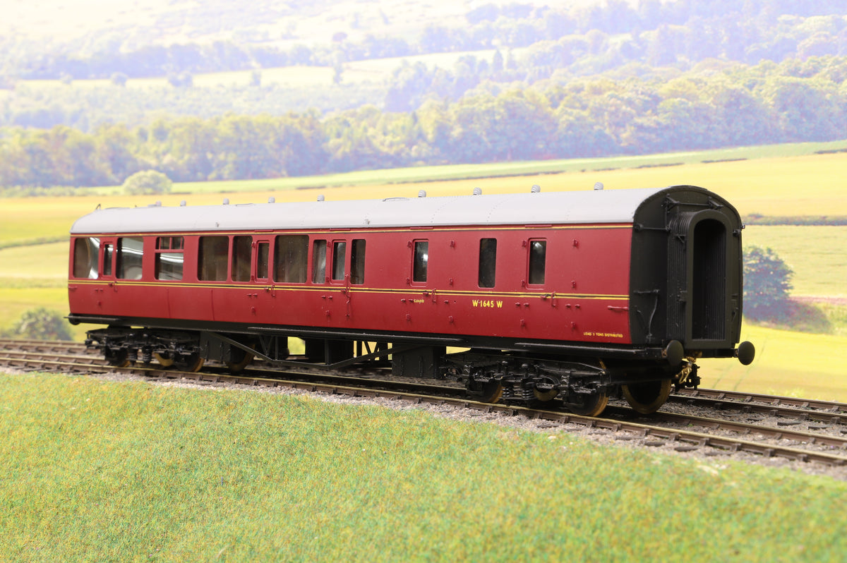 Sancheng/Tower Models 7mm Finescale O Gauge GWR Lined Maroon Collett Brake Third Coach &#39;W1645W&#39;