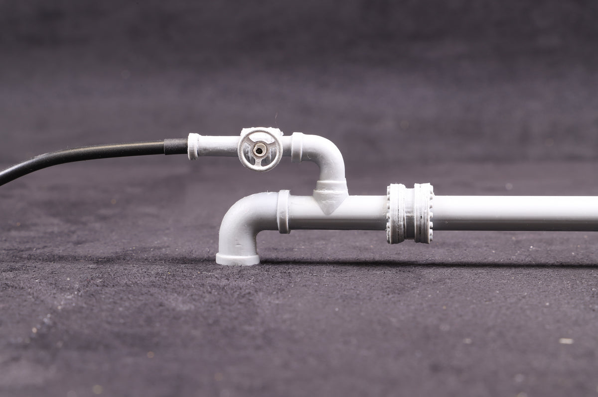 Made in Manchester Models O Gauge Pair of Fuel Unloading Pipes UFP-01