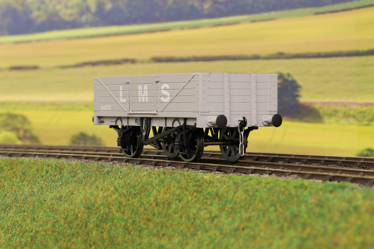 Dapol 7F-051-051 O Gauge 5 Plank LMS Grey 24372