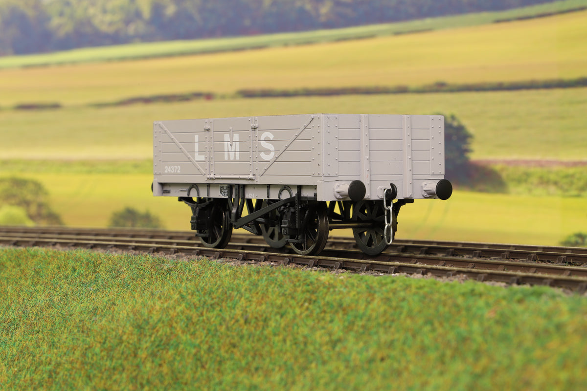 Dapol 7F-051-051 O Gauge 5 Plank LMS Grey 24372